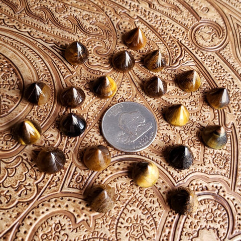10mm Tiger's Eye Cone Spike Cab (1 pc)