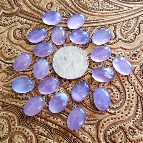 10x14mm Lilac Chalcedony Oval Cab (1 pc)