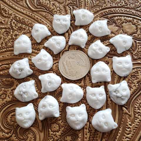 14x16mm White Howlite Carved Cat Head Cabochon (1 pc)